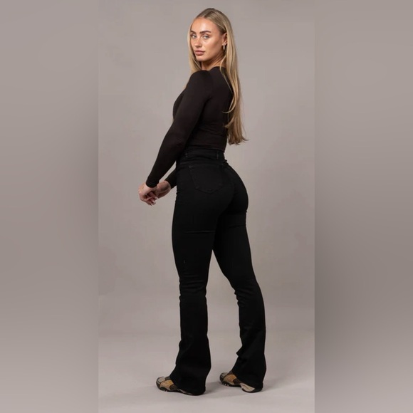 FitJeans Women’s Flared Fit Jeans | Black | Size L - Picture 3 of 8